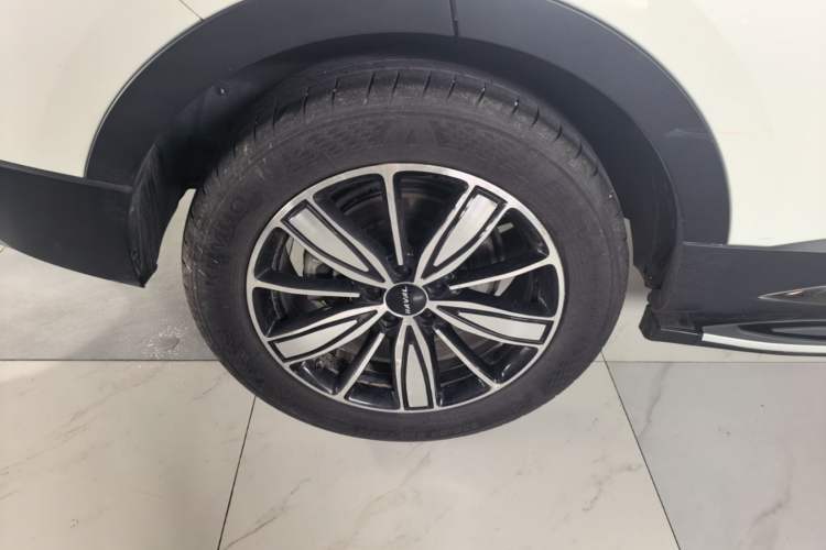 Used Haval H6 2023 National Trend Edition 1.5T Automatic Champion Version Right Rear Wheel Hub