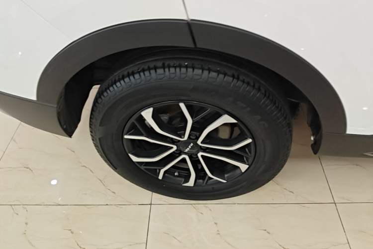 Used Haval H6 2023 National Trend Edition 1.5T Automatic Urban Version Right Rear Wheel Hub