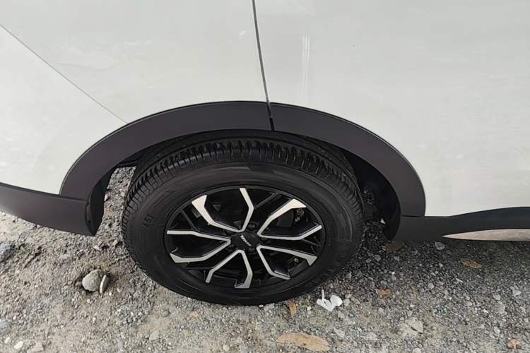 Used Haval H6 2023 National Trend Edition 1.5T Automatic Urban Version Right Rear Wheel Hub