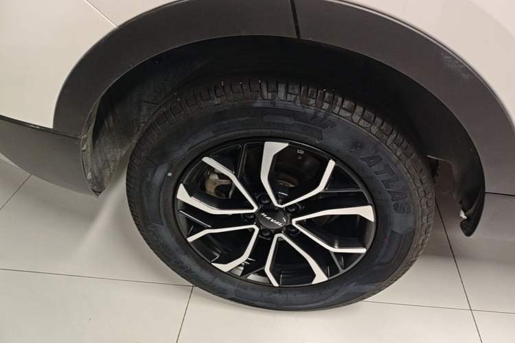 Used Haval H6 2023 National Trend Edition 1.5T Automatic Urban Version Right Rear Wheel Hub