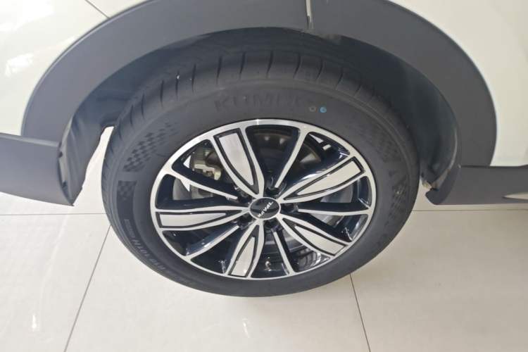Used Haval H6 2023 National Trend Edition 1.5T Automatic Champion Version Right Rear Wheel Hub