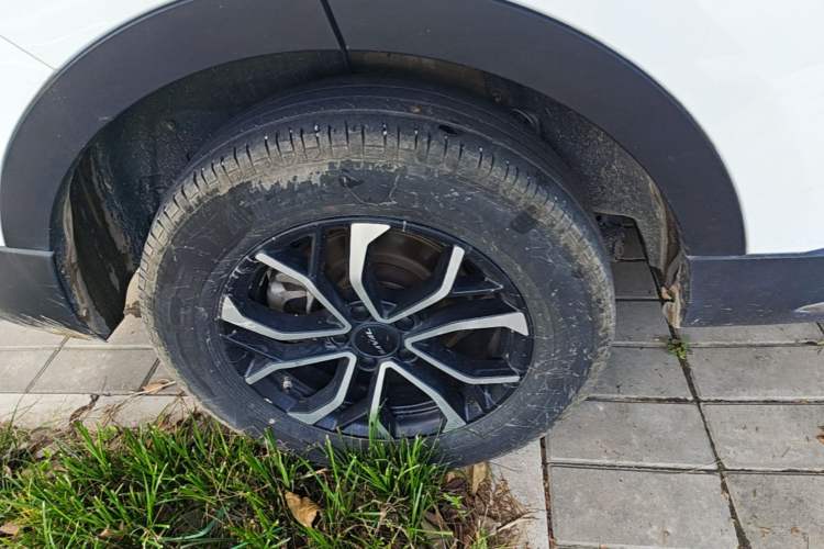 Used Haval H6 2023 National Trend Edition 1.5T Automatic Urban Version Right Rear Wheel Hub