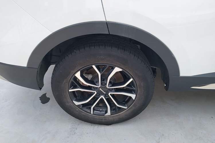 Used Haval H6 2023 National Trend Edition 1.5T Automatic Urban Version Right Rear Wheel Hub