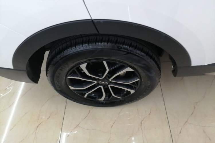 Used Haval H6 2023 National Trend Edition 1.5T Automatic Urban Version Right Rear Wheel Hub