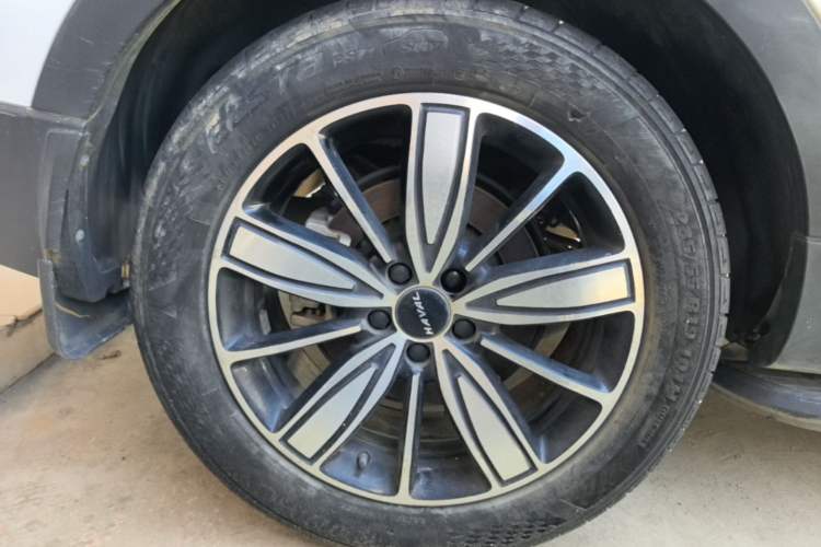 Used Haval H6 2023 National Trend Edition 1.5T Automatic Champion Version Right Rear Wheel Hub
