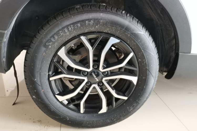 Used Haval H6 2023 National Trend Edition 1.5T Automatic Urban Version Right Rear Wheel Hub