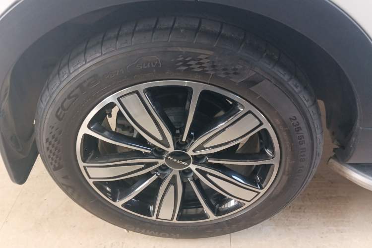 Used Haval H6 2023 National Trend Edition 1.5T Automatic Champion Version Right Rear Wheel Hub