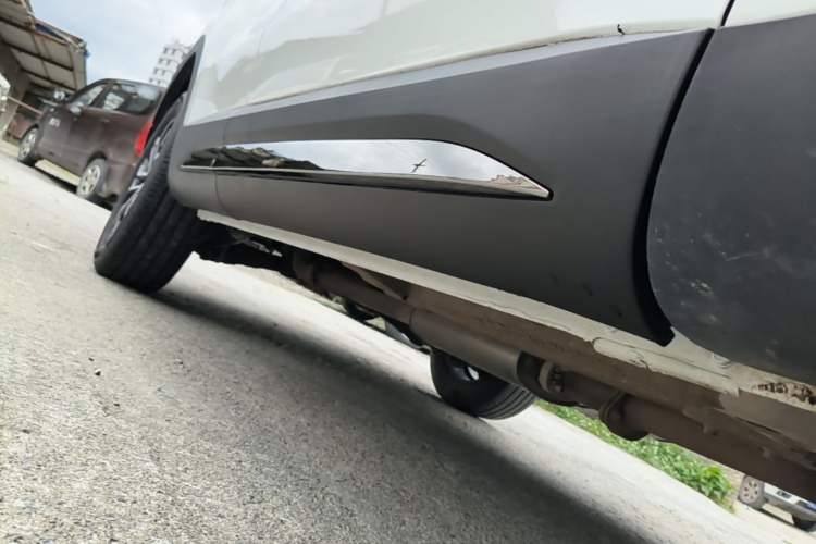 Used Haval H6 2023 National Trend Edition 1.5T Automatic Urban Version Right Side Sill