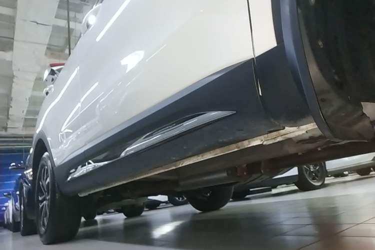 Used Haval H6 2023 National Trend Edition 1.5T Automatic Urban Version Right Side Sill