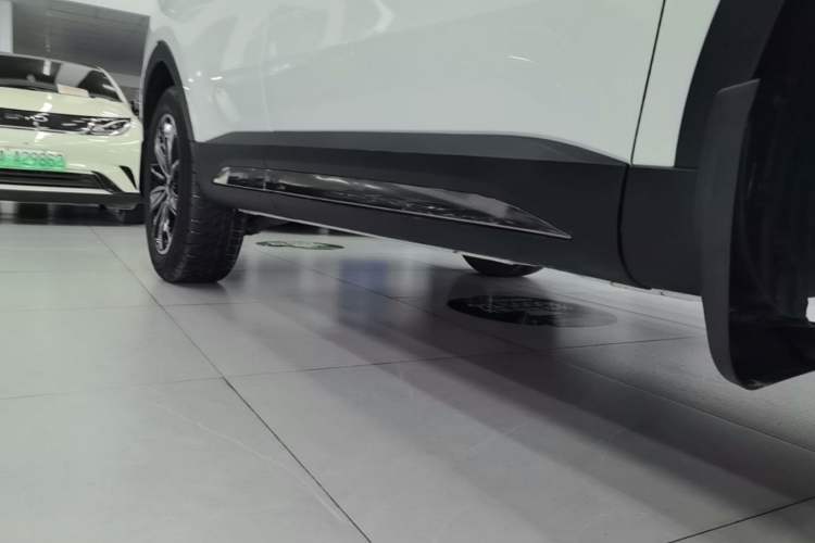 Used Haval H6 2023 National Trend Edition 1.5T Automatic Champion Version Right Side Sill