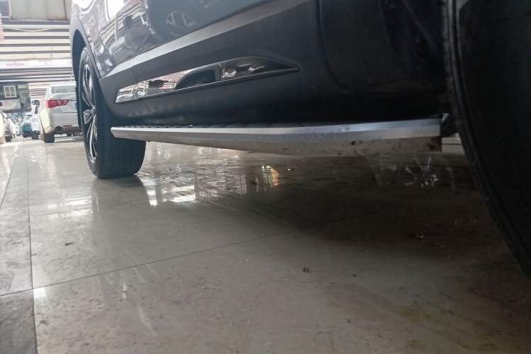 Used Haval H6 2023 National Trend Edition 1.5T Automatic Champion Version Right Side Sill