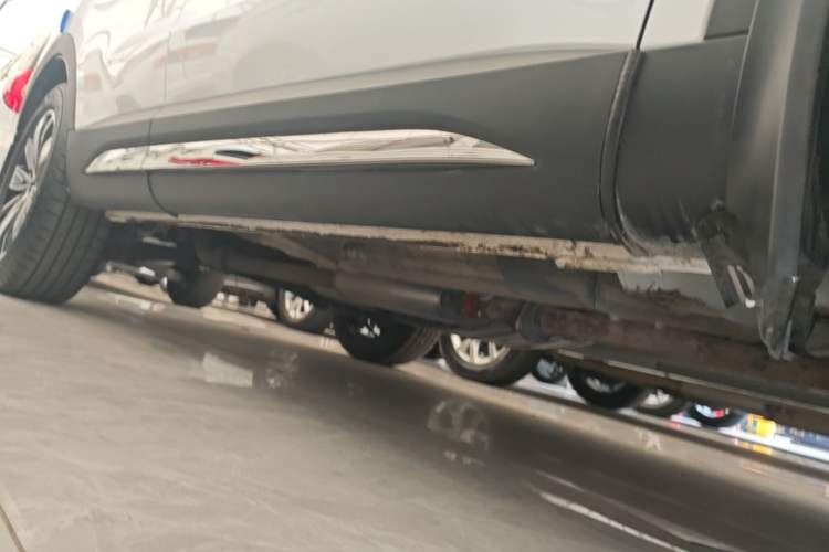 Used Haval H6 2023 National Trend Edition 1.5T Automatic Champion Version Right Side Sill