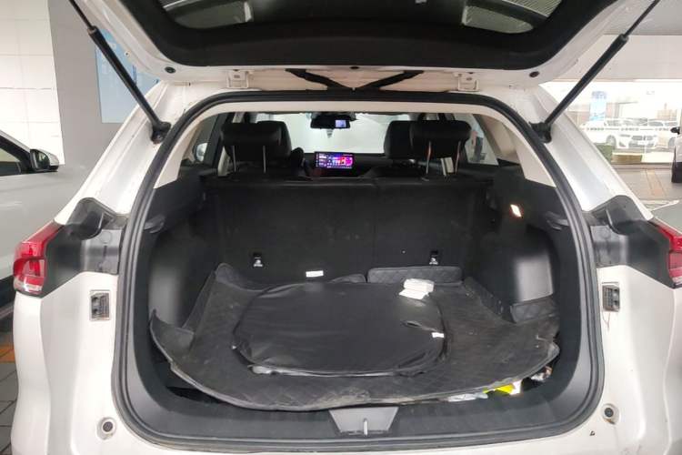 Used Haval H6 2023 National Trend Edition 1.5T Automatic Champion Version Trunk