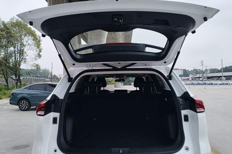 Used Haval H6 2023 National Trend Edition 1.5T Automatic Urban Version Trunk