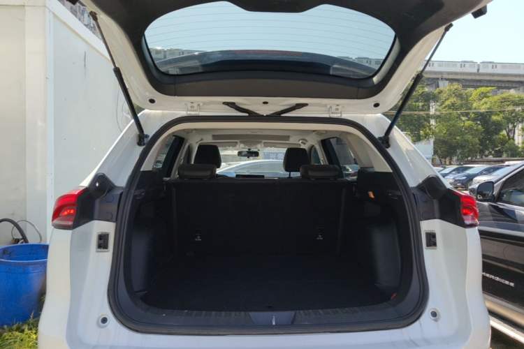 Used Haval H6 2023 National Trend Edition 1.5T Automatic Urban Version Trunk