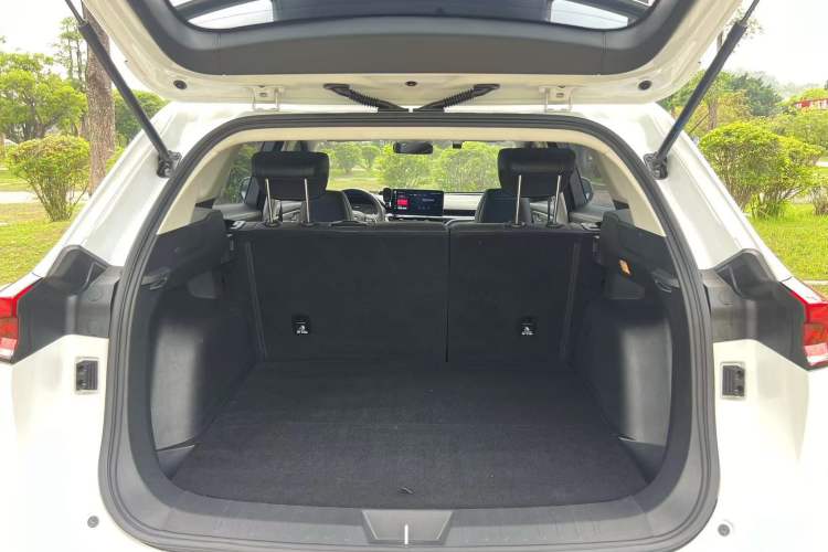 Used Haval H6 2023 National Trend Edition 1.5T Automatic Urban Version Trunk