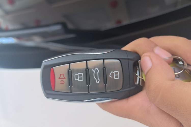 Used Haval H6 2023 National Trend Edition 1.5T Automatic Urban Version Vehicle Key