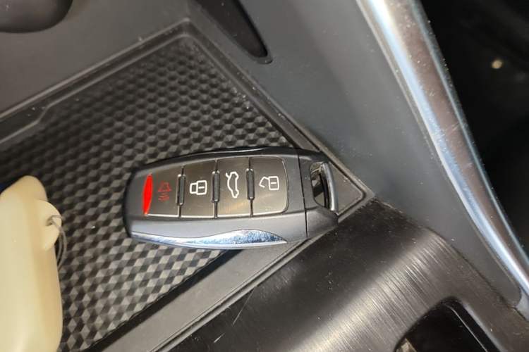 Used Haval H6 2023 National Trend Edition 1.5T Automatic Urban Version Vehicle Key