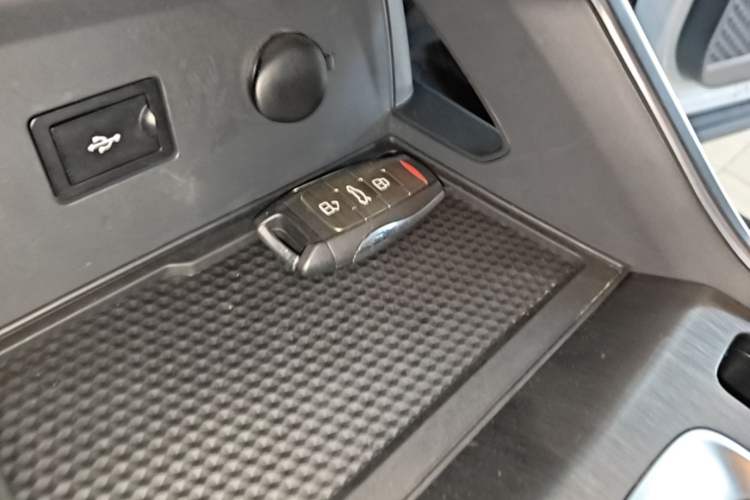 Used Haval H6 2023 National Trend Edition 1.5T Automatic Urban Version Vehicle Key