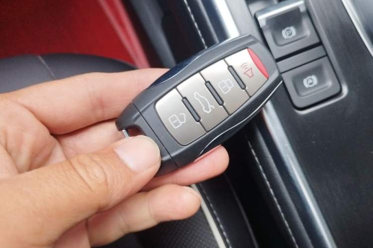 Used Haval H6 2023 National Trend Edition 1.5T Automatic Urban Version Vehicle Key