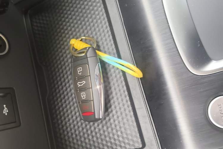 Used Haval H6 2023 National Trend Edition 1.5T Automatic Urban Version Vehicle Key