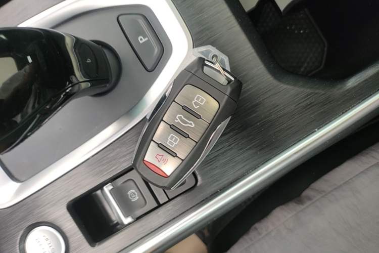 Used Haval H6 2023 National Trend Edition 1.5T Automatic Champion Version Vehicle Key