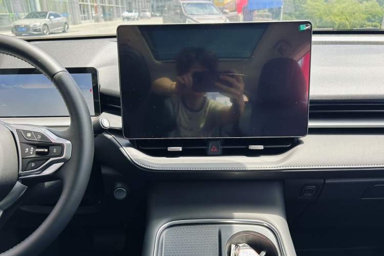 Used Haval H6 2024 1.5T Two-Wheel Drive Ultra Audio And AC Panel
