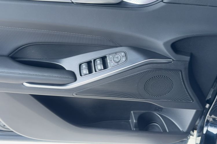 Used Haval H6 2024 1.5T Two-Wheel Drive Ultra Audio And AC Panel