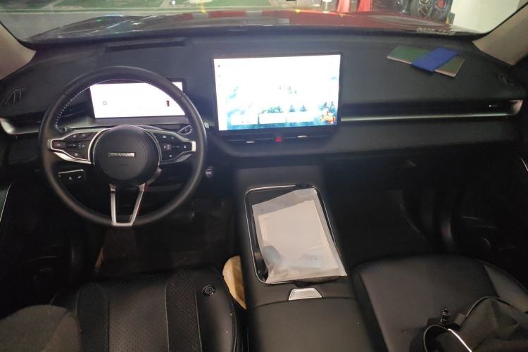 Used Haval H6 2024 1.5T Two-Wheel Drive Max Center Console