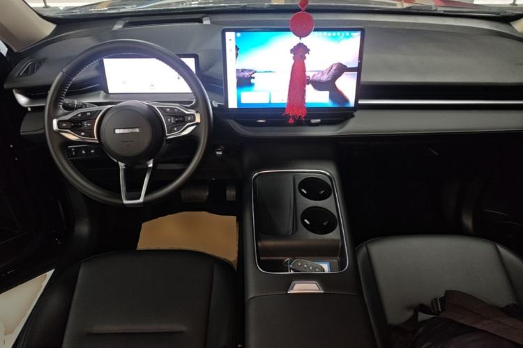 Used Haval H6 2024 1.5T Two-Wheel Drive Max Center Console