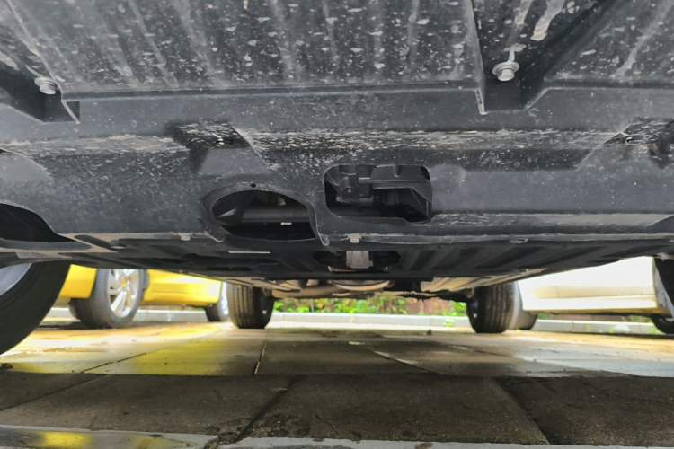 Used Haval H6 2024 1.5T Two-Wheel-Drive Classic Edition Chassis Front