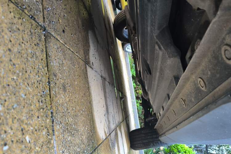 Used Haval H6 2024 1.5T Two-Wheel-Drive Classic Edition Chassis Front Left