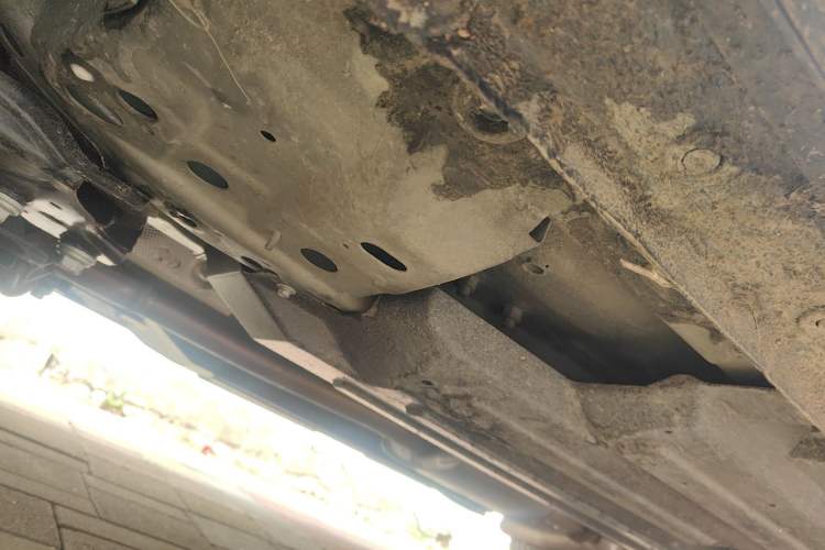Used Haval H6 2024 1.5T Two-Wheel-Drive Classic Edition Chassis Front Left