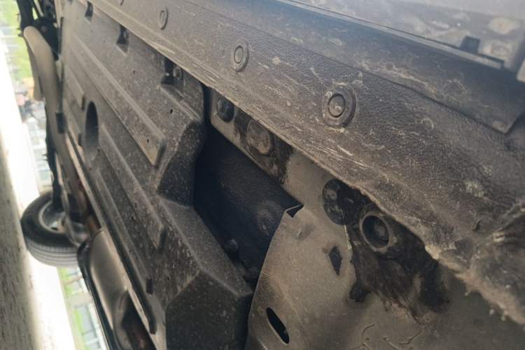 Used Haval H6 2024 1.5T Two-Wheel-Drive Classic Edition Chassis Front Right