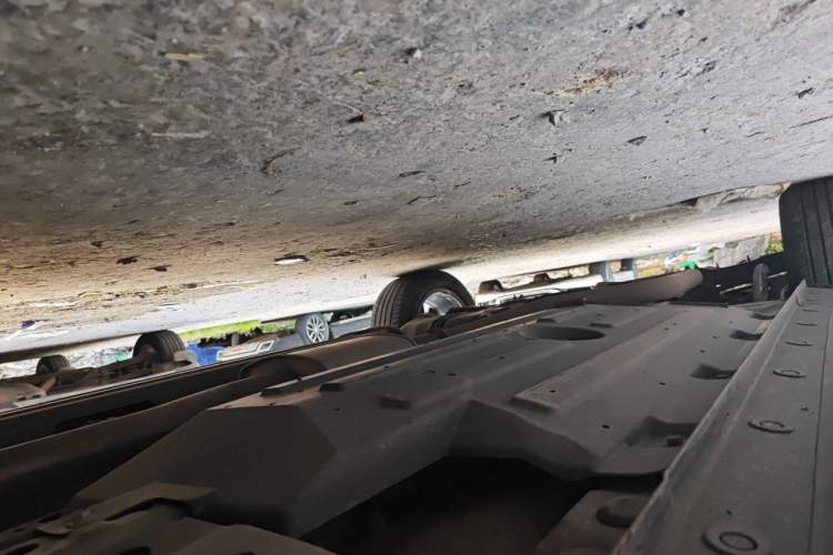 Used Haval H6 2024 1.5T Two-Wheel Drive Max Chassis Front Right