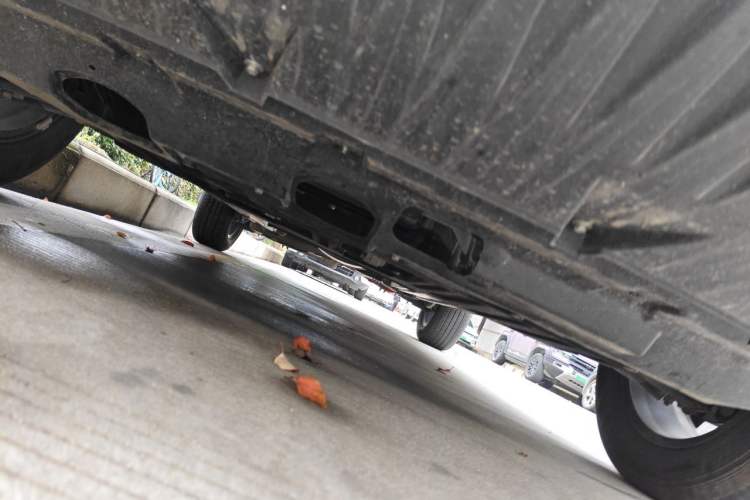 Used Haval H6 2024 1.5T Two-Wheel-Drive Classic Edition Chassis Front