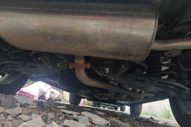 Used Haval H6 2024 1.5T Two-Wheel-Drive Classic Edition Chassis Rear