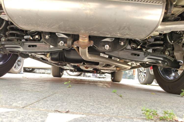 Used Haval H6 2024 1.5T Two-Wheel Drive Ultra Chassis Rear