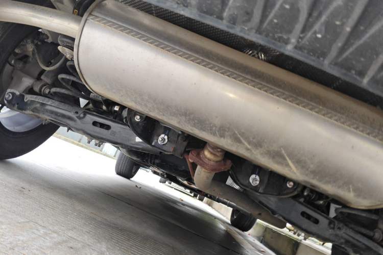 Used Haval H6 2024 1.5T Two-Wheel-Drive Classic Edition Chassis Rear