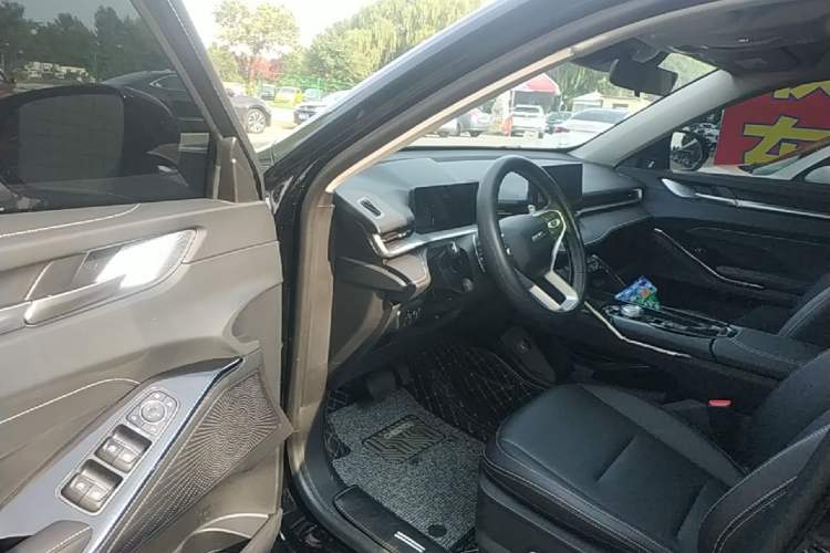 Used Haval H6 2024 1.5T Two-Wheel-Drive Classic Edition Driver Seat