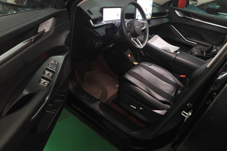 Used Haval H6 2024 1.5T Two-Wheel Drive Max Driver Seat