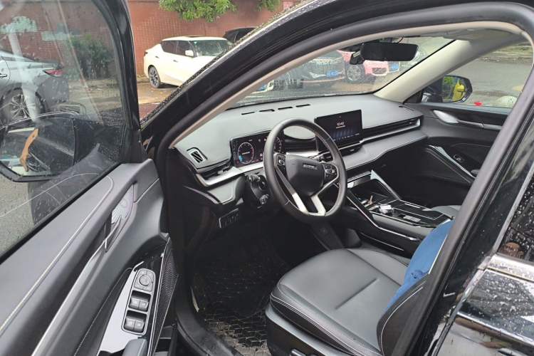 Used Haval H6 2024 1.5T Two-Wheel-Drive Classic Edition Driver Seat