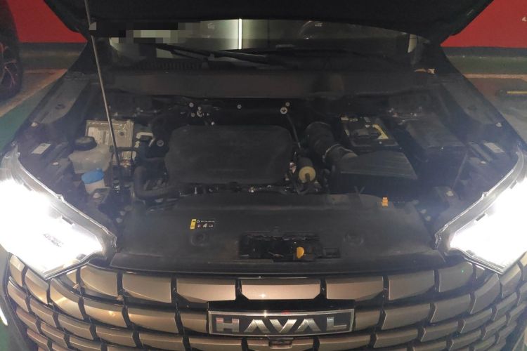 Used Haval H6 2024 1.5T Two-Wheel Drive Max Engine Bay