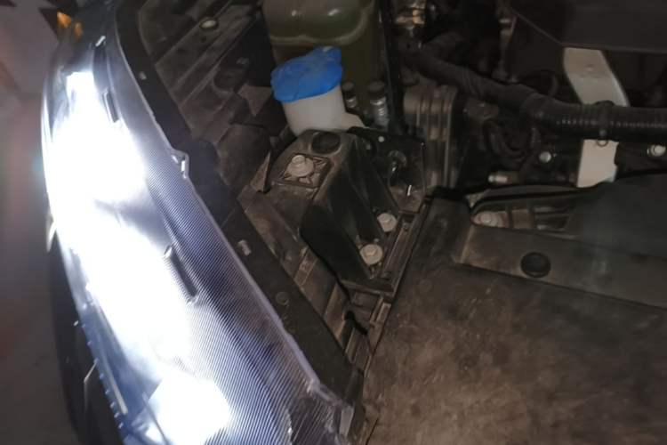 Used Haval H6 2024 2.0T Two-Wheel Drive Max Engine Bay Right