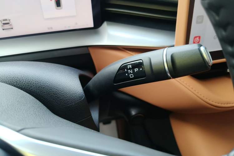 Used Haval H6 2024 1.5T Two-Wheel Drive Max Gear Lever