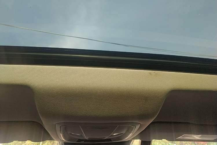 Used Haval H6 2024 1.5T Two-Wheel-Drive Classic Edition Headliner