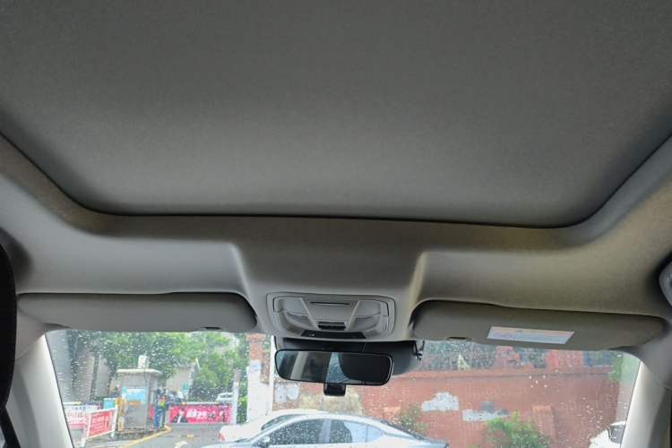 Used Haval H6 2024 1.5T Two-Wheel-Drive Classic Edition Headliner