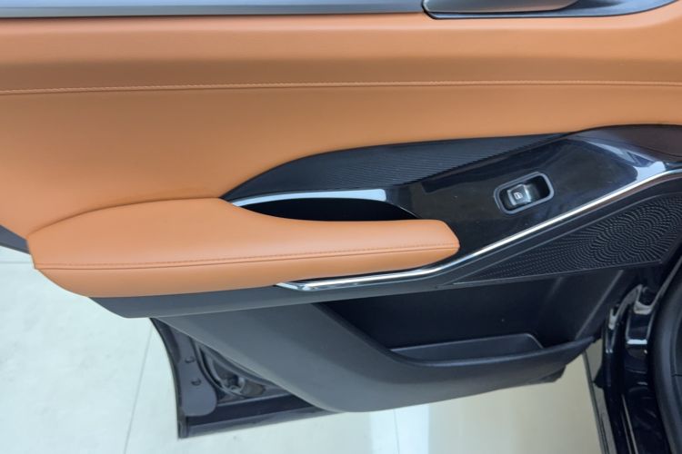 Used Haval H6 2024 1.5T Two-Wheel-Drive Classic Edition Interior 1