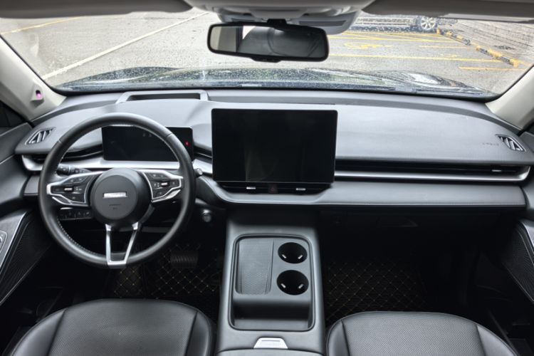 Used Haval H6 2024 1.5T Two-Wheel Drive Ultra Interior 1