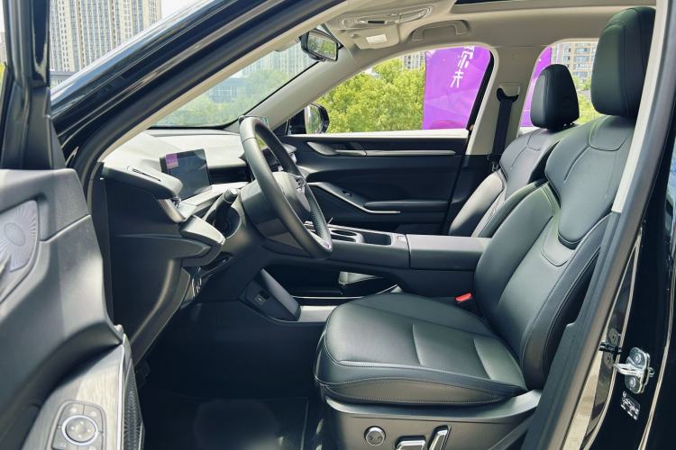 Used Haval H6 2024 1.5T Two-Wheel Drive Ultra Interior 2